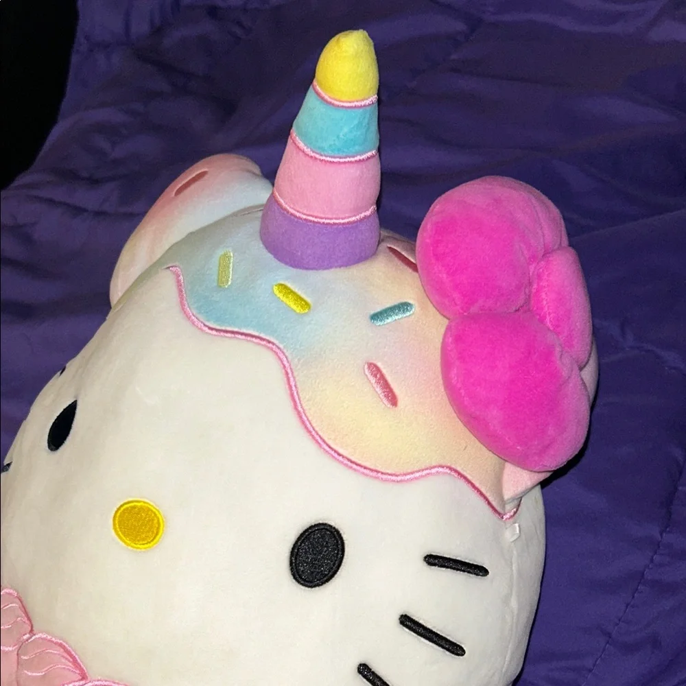 Hello Kitty Unicorn Squishmallow - Picture 2 of 9